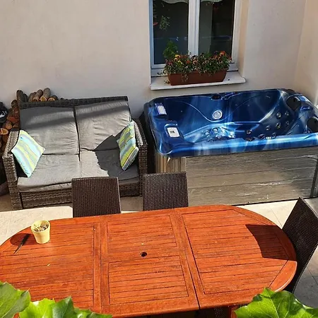 La Grange De Dav Et Tof * Lens-Lestang